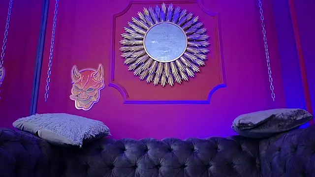 Julieta Russell online show from 04.23.26