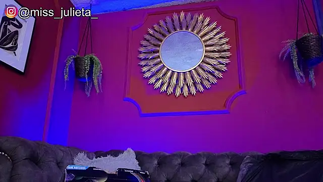 Julieta Russell online show from 05.16.26