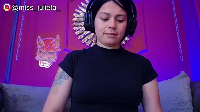 Julieta Russell online show from 05.19.26