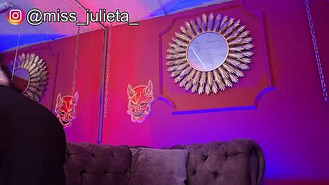 Julieta Russell online show from 05.27.26