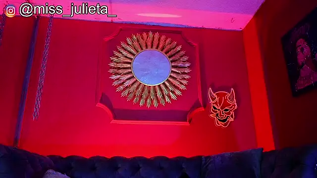 Julieta Russell online show from 07.10.26