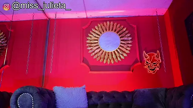 Julieta Russell online show from 07.14.26