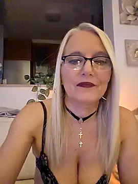 kikkastar online show from 03.10.26