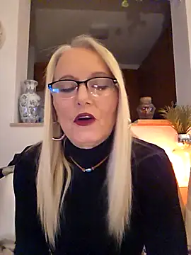 kikkastar online show from 03.12.26