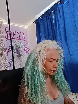 freyadevil333 online show from 06.26.26