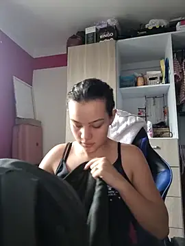 Snapshot of Angela_hank2 chatting on 09.22.25 Angela hank2 online show from 09.22.25