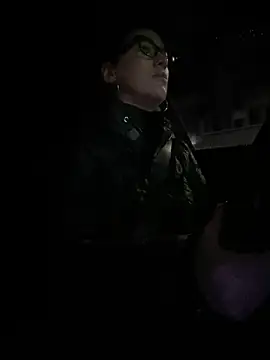 Snapshot of HotXMom chatting on 01.11.25 HotXMom online show from 01.11.25