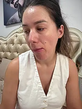 HotXMom online show from 06.17.26