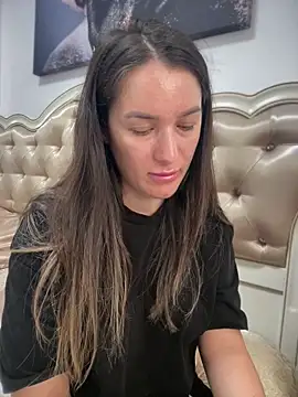 HotXMom online show from 06.19.26