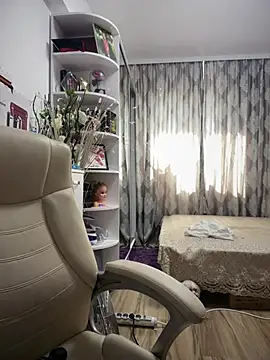 HotXMom online show from 07.10.26