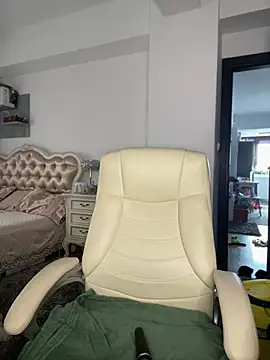 HotXMom online show from 07.27.26