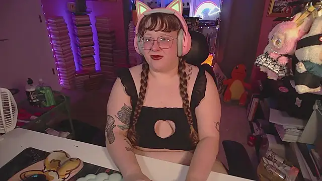 FatVeronica online show from 06.24.26