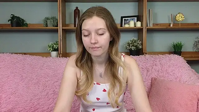 Ksuhesa online show from 11.22.25