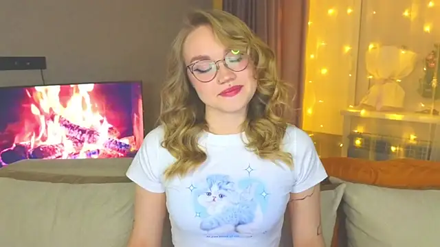 Aurora Golden1 online show from 12.28.24