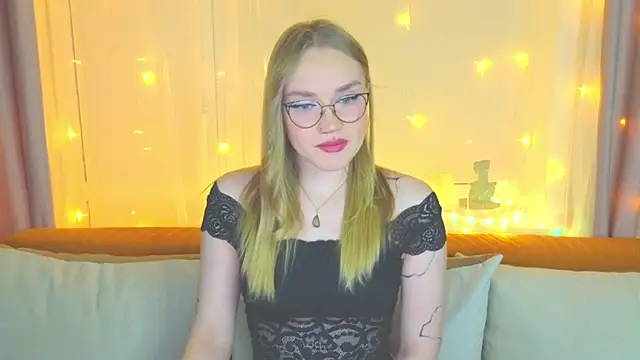 Aurora Golden1 online show from 01.31.25