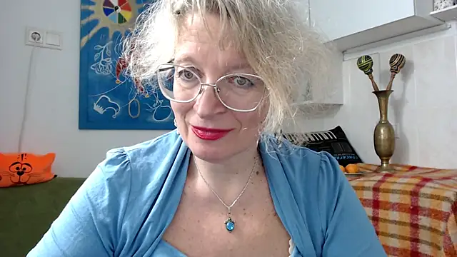 Snapshot of Zosya1111 chatting on 12.15.24 Zosya1111 online show from 12.15.24