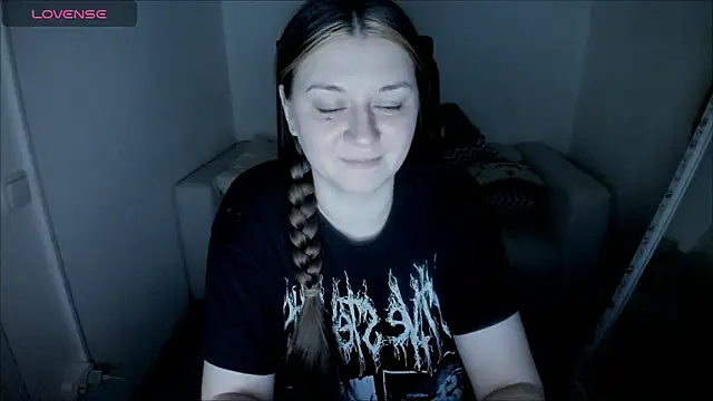 AlisaBacker online show from 12.26.24