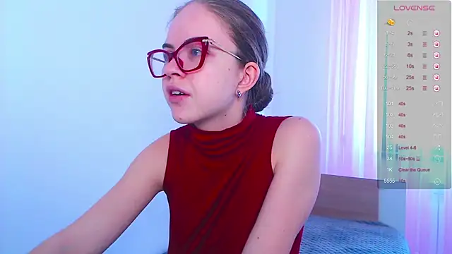 Sarah HS online show from 03.11.25