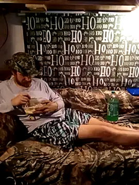 hothippie420 online show from 01.04.25