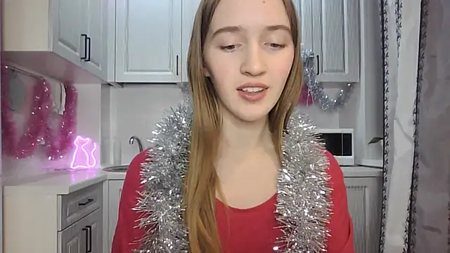leslie my lovee online show from 12.23.24
