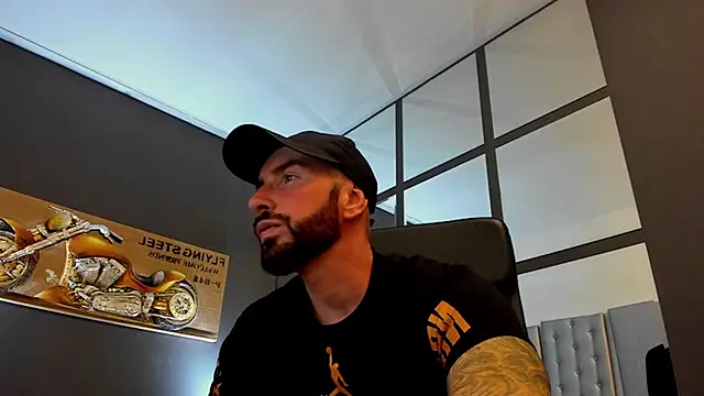 Snapshot of AronGrant chatting on 07.11.26 AronGrant online show from 07.11.26