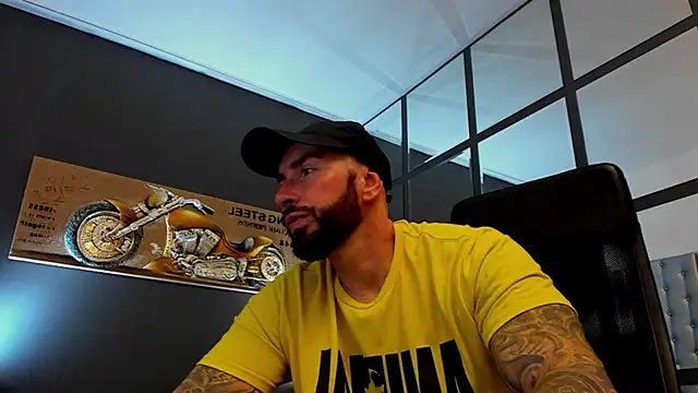 Snapshot of AronGrant chatting on 07.14.26 AronGrant online show from 07.14.26