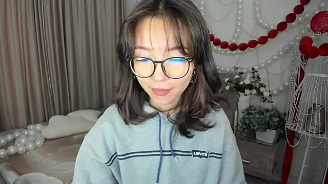 AgnieszkaBanana online show from 04.24.26