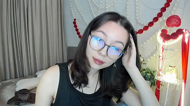 AgnieszkaBanana online show from 04.28.26