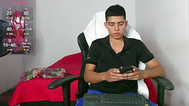 Snapshot of cutes_baby chatting on 12.05.24 cutes baby online show from 12.05.24