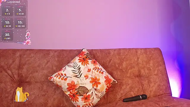 Snapshot of 420viol3ta_ chatting on 02.15.25 420viol3ta online show from 02.15.25