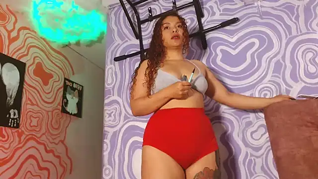 Snapshot of 420viol3ta_ chatting on 12.19.25 420viol3ta online show from 12.19.25