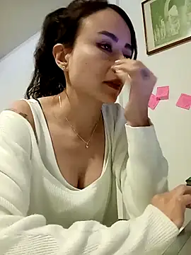 Snapshot of reme_ark23 chatting on 09.26.25 reme ark23 online show from 09.26.25