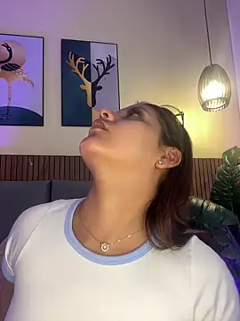 NicolleeEvanss online show from 06.17.26