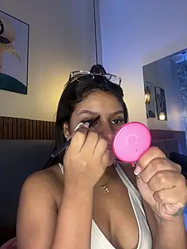 NicolleeEvanss online show from 07.18.26