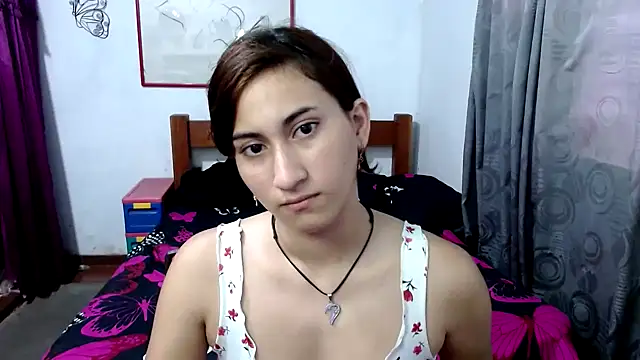 Snapshot of LadyMilk003 chatting on 09.24.25 LadyMilk003 online show from 09.24.25