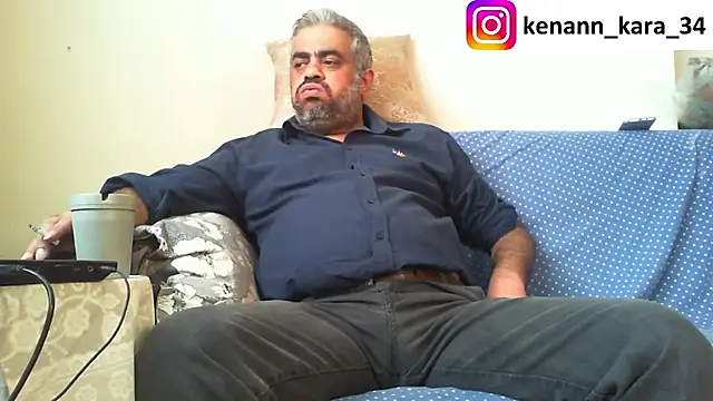 Snapshot of kenan_kara_85 chatting on 09.28.25 kenan kara 85 online show from 09.28.25