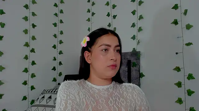 Snapshot of Miaa_Garcia chatting on 05.07.26 Miaa Garcia online show from 05.07.26