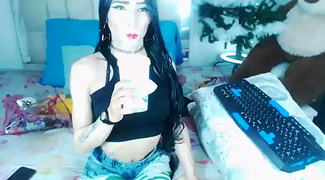 Brenda  01 online show from 01.04.25