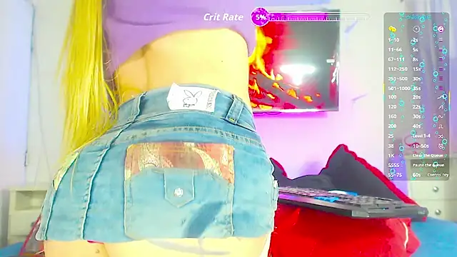 Brenda  01 online show from 11.10.25