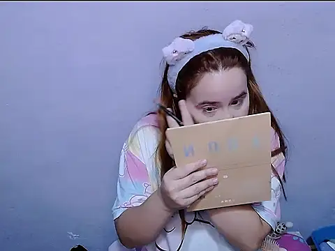 SubLayla01 online show from 02.22.26