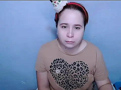 SubLayla01 online show from 04.28.26