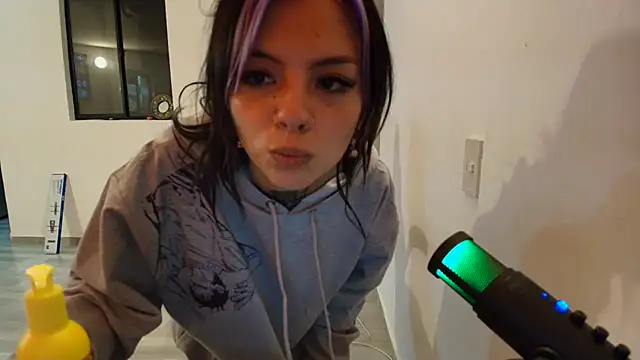 Snapshot of Alicia_Ortiiz chatting on 01.31.25 Alicia Ortiiz online show from 01.31.25