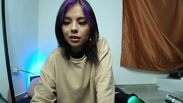 Snapshot of Alicia_Ortiiz chatting on 03.02.25 Alicia Ortiiz online show from 03.02.25