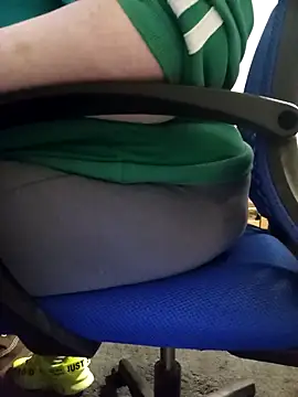 Snapshot of missthickness35_Pika chatting on 03.03.25 missthickness35 Pika online show from 03.03.25