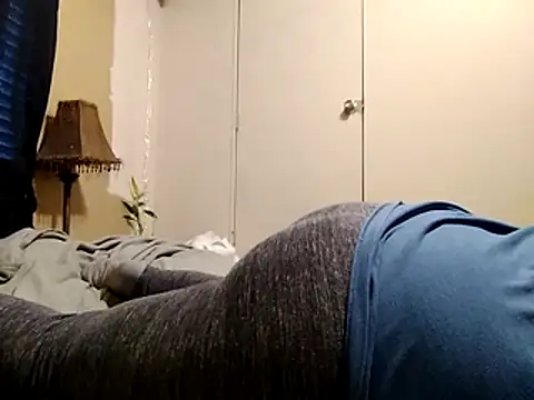 Snapshot of missthickness35_Pika chatting on 11.21.25 missthickness35 Pika online show from 11.21.25