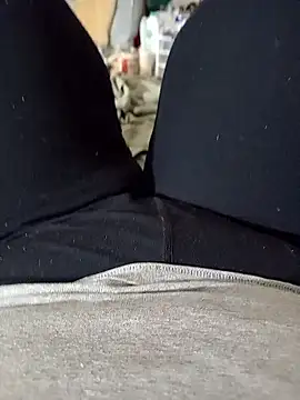 Snapshot of missthickness35_Pika chatting on 01.17.26 missthickness35 Pika online show from 01.17.26