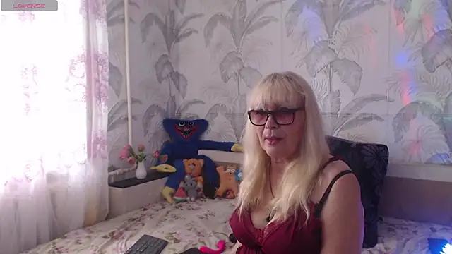 CamDiva113 online show from 08.06.26