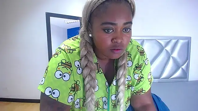 exotic karmella online show from 11.07.25