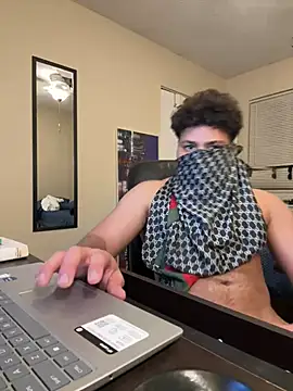 yovngBabyG4 online show from 12.27.24