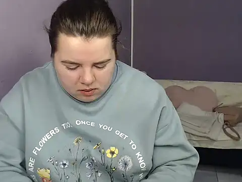 so shy online show from 09.28.25